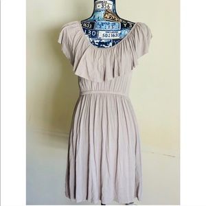 Cute Ruffled Mini Dress (M)